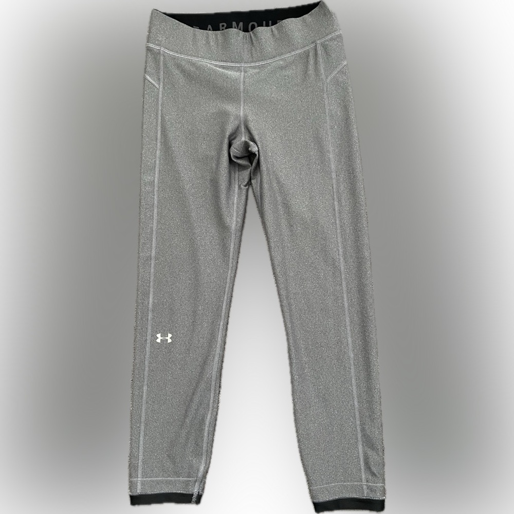 Under Armour Compression Heat Gear Capris - Size Medium - EUC